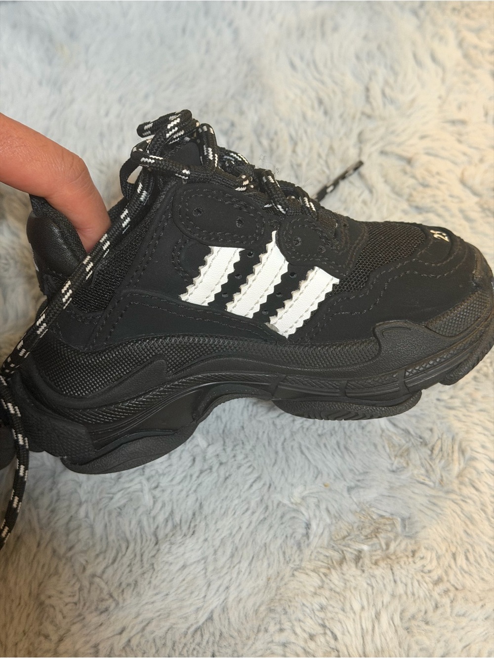 Balenciaga x adidas kids sneakers - Picture 2 of 7